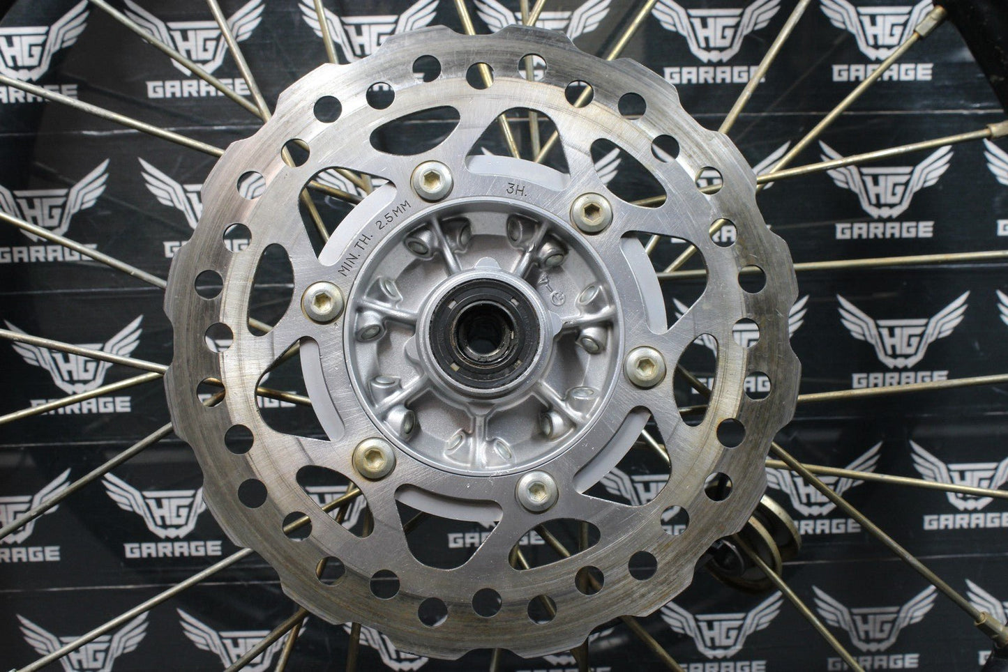 2014 KAWASAKI 11 - 21 KX100 OEM 19" BIG WHEEL FRONT WHEEL RIM HUB 41090 - 0103 - WC - hggarage