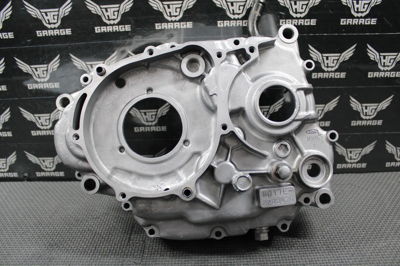 1989 HONDA 88 - 95 XR250R OEM LEFT ENGINE CRANKCASE CRANK CASE 11200 - KZ1 - 670 NICE! - hggarage
