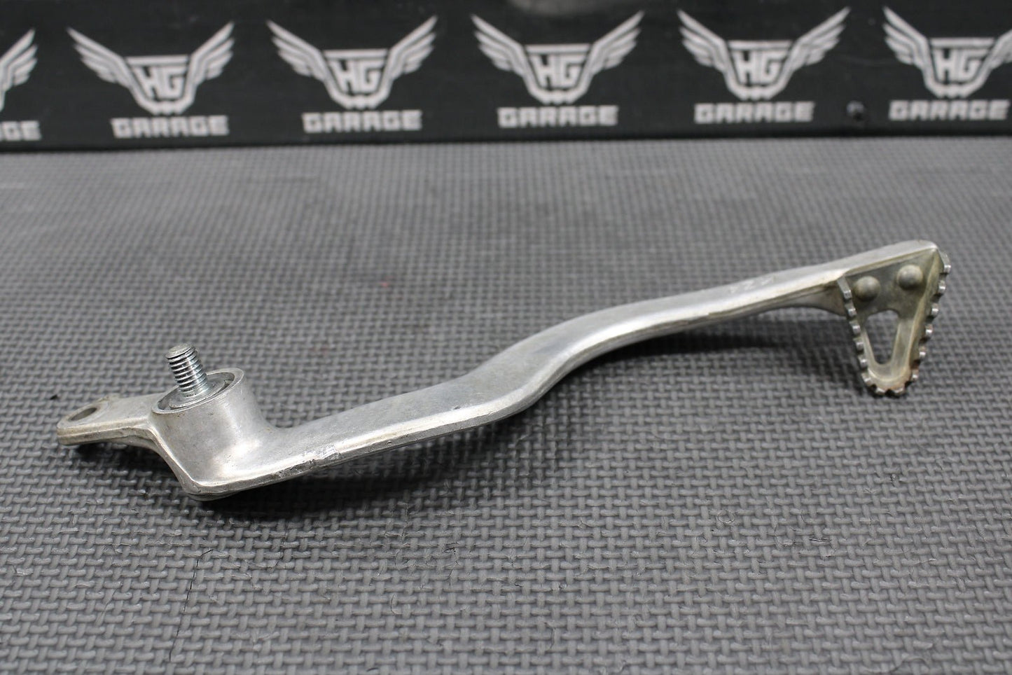 1998 1999 HONDA CR125R OEM RIGHT REAR BRAKE FOOT PEDAL LEVER 46510 - KZ4 - J00 - hggarage