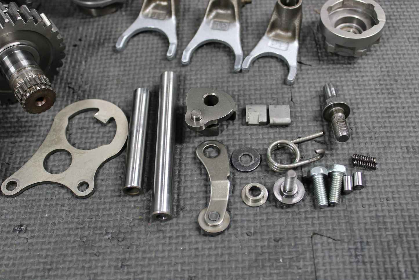 2008 HONDA CRF150R CRF150RB OEM ENGINE TRANSMISSION ASSEMBLY GEARS SHIFT FORKS - hggarage