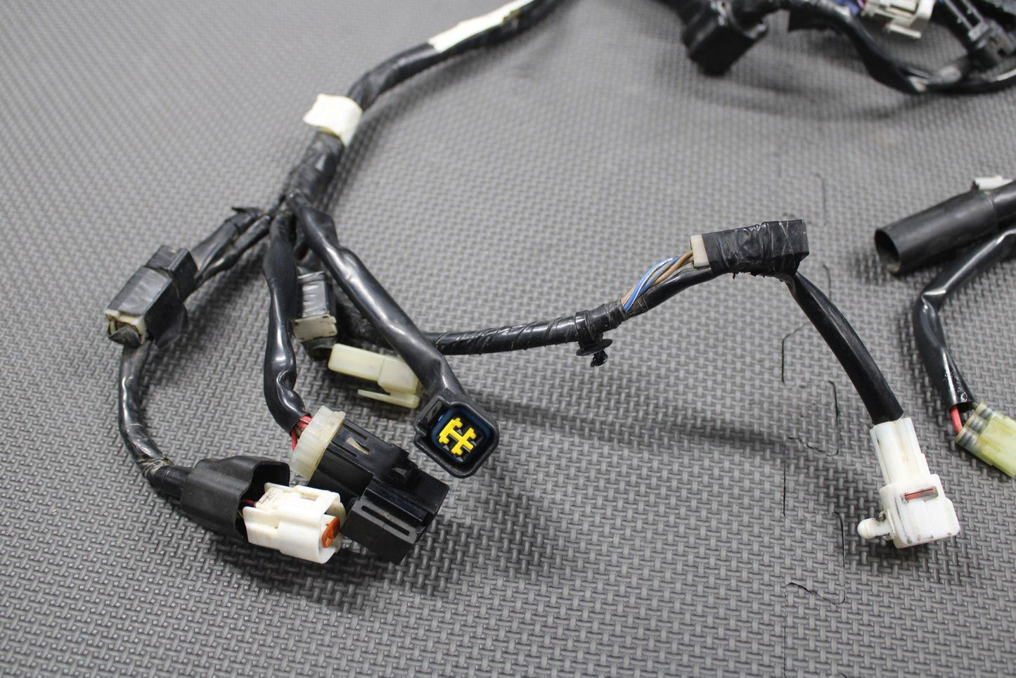 2019 2020 YAMAHA YZ250F OEM MAIN CHASSIS WIRING HARNESS WIRE LOOM B7B - 82590 - 10 - 0 - hggarage
