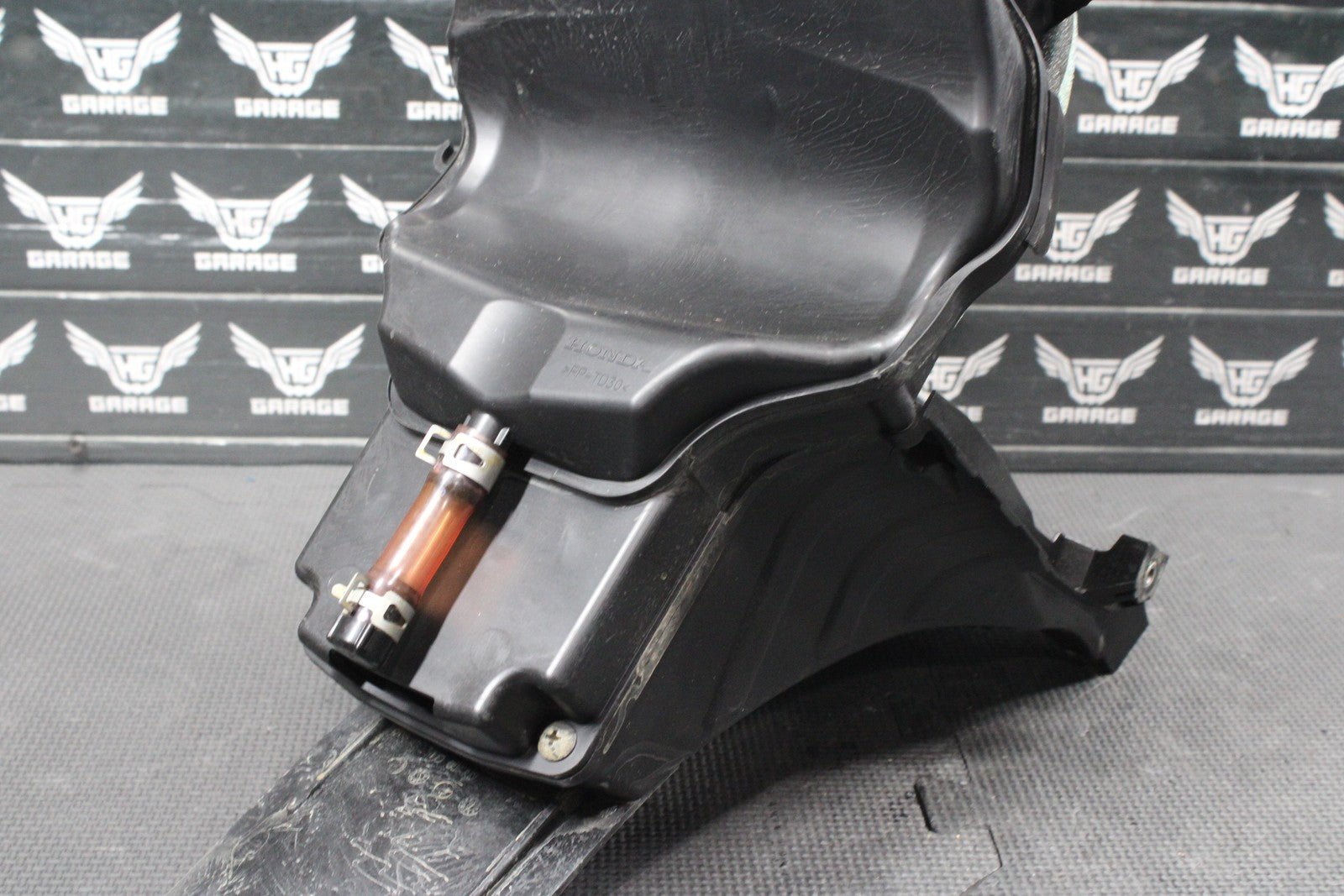 2018 HONDA 18 - 21 CRF250R 19 - 21 CRF250RX OEM AIRBOX INTAKE AIR CLEANER CASE - hggarage