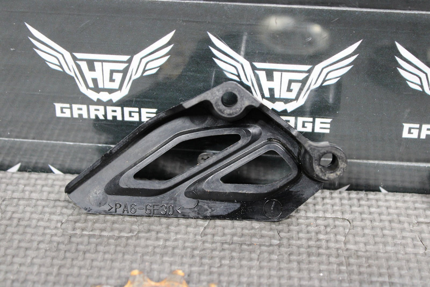 2015 KAWASAKI KX450F OEM MOTOR ENGINE FRONT SPROCKET COVER - hggarage