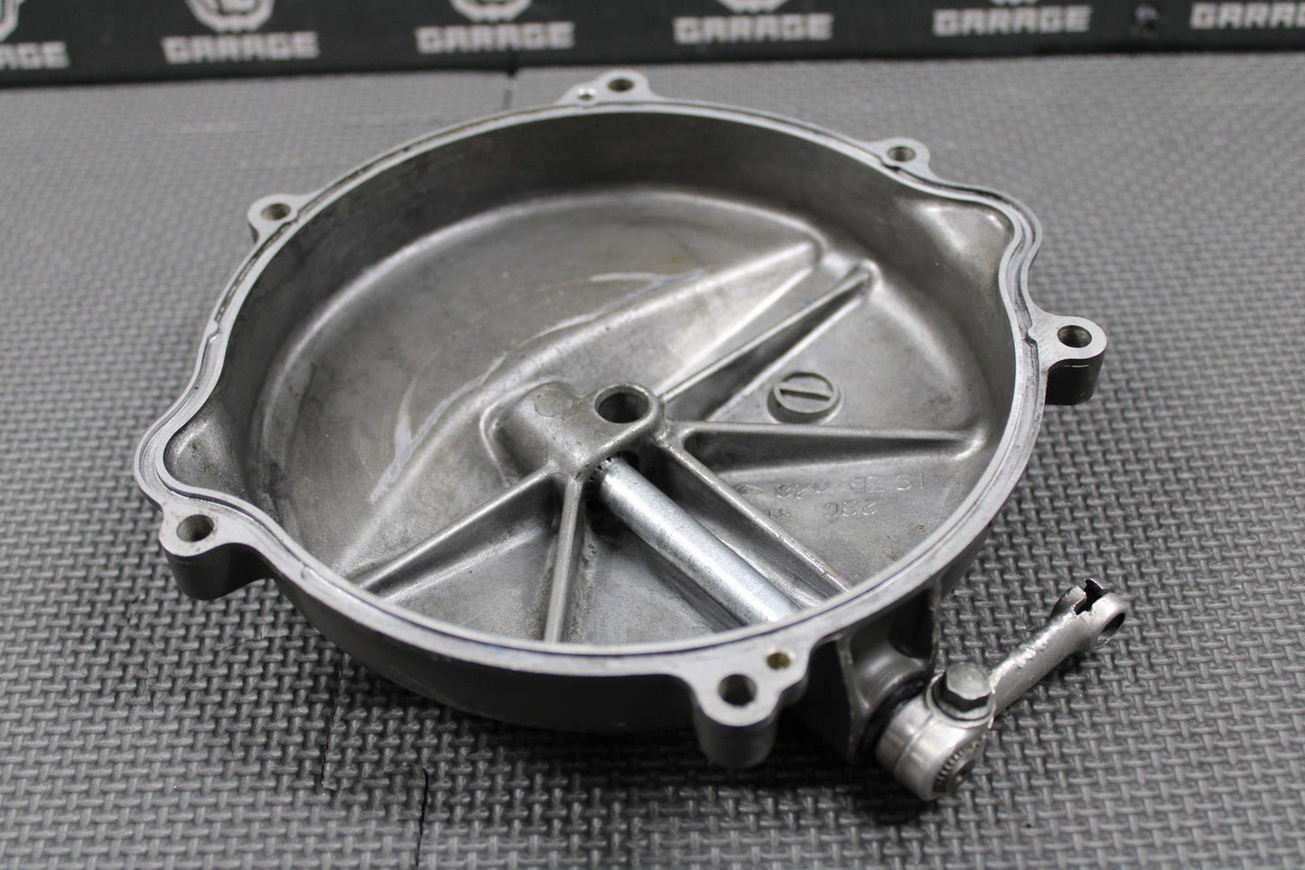 1995 SUZUKI RMX250 OEM ENGINE RIGHT SIDE OUTER CLUTCH COVER ACTUATOR 11371 - 28E02 - hggarage