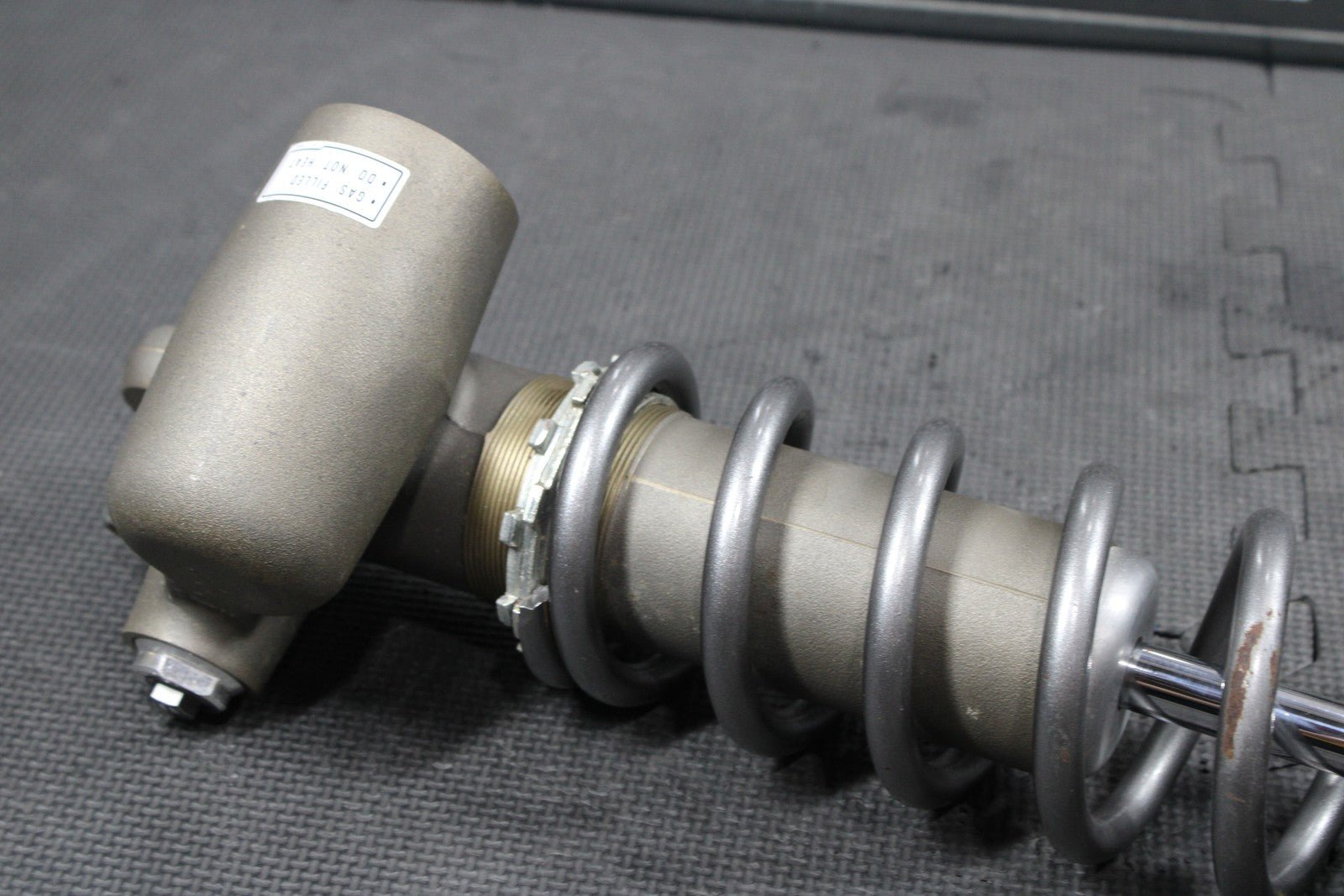 2019 HONDA CRF450RX OEM SHOWA REAR BACK SHOCK ABSORBER SUSPENSION 52400 - MKE - A81 - hggarage