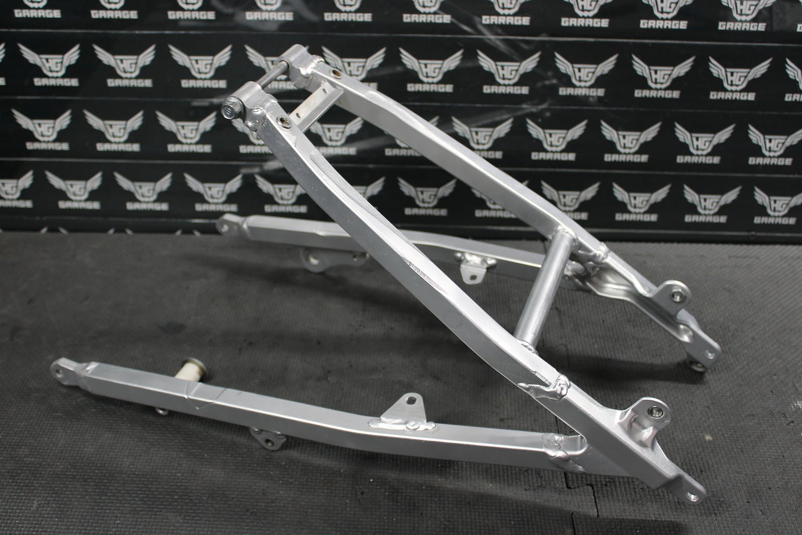 2006 Yamaha YZ250F YZ450F OEM Rear Back Sub Frame Subframe Rail 5XC - 21190 - 90 - 00 - hggarage