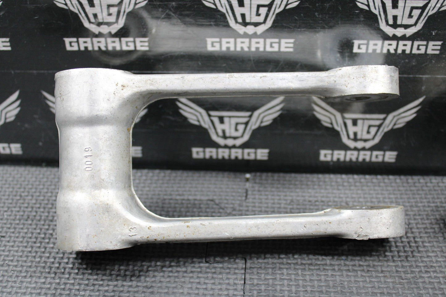 2007 06 - 08 KAWASAKI KX250F OEM REAR SHOCK SWINGARM LINKAGE DOGBONE 39007 - 0057 - hggarage