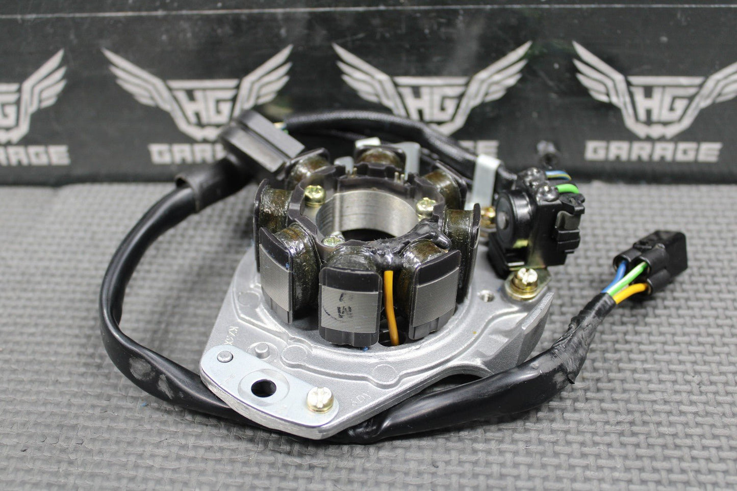 2003 HONDA CR250R OEM DENSO KZ3X STATOR MAGNETO GENERATOR 31100 - KZ3 - L31 MINT! - hggarage
