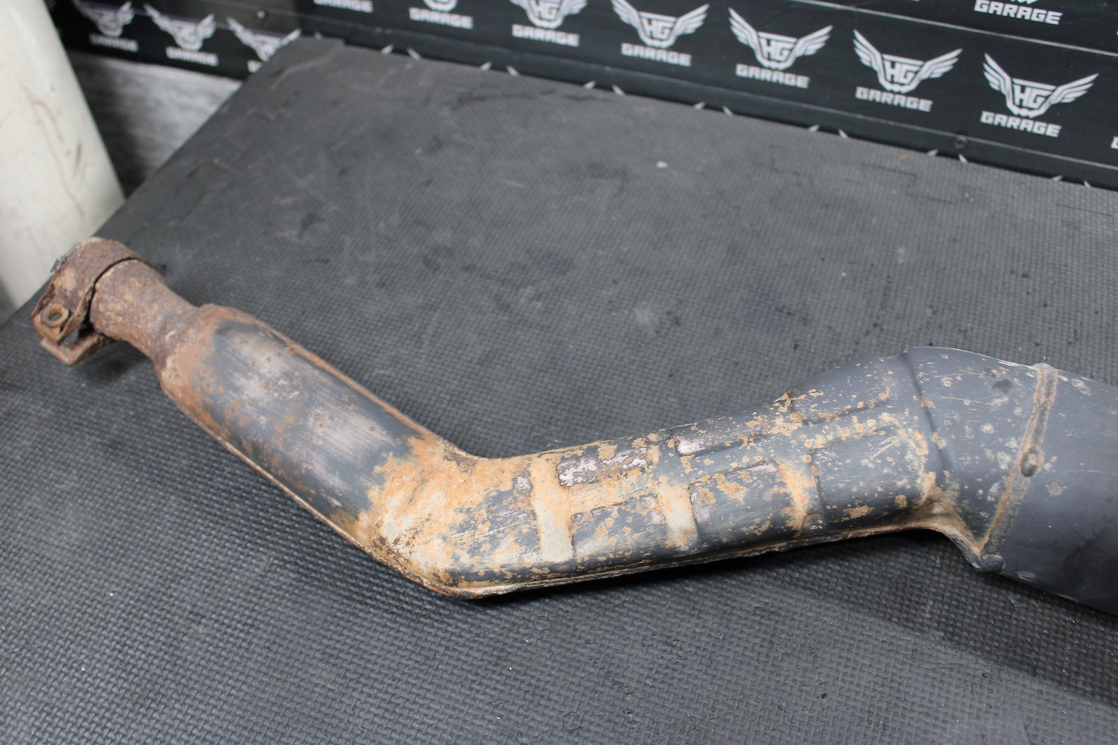 2001 YAMAHA TTR225 OEM MUFFLER EXHAUST SILENCER SLIP ON PIPE 5FG - 14711 - 00 - 00 - hggarage