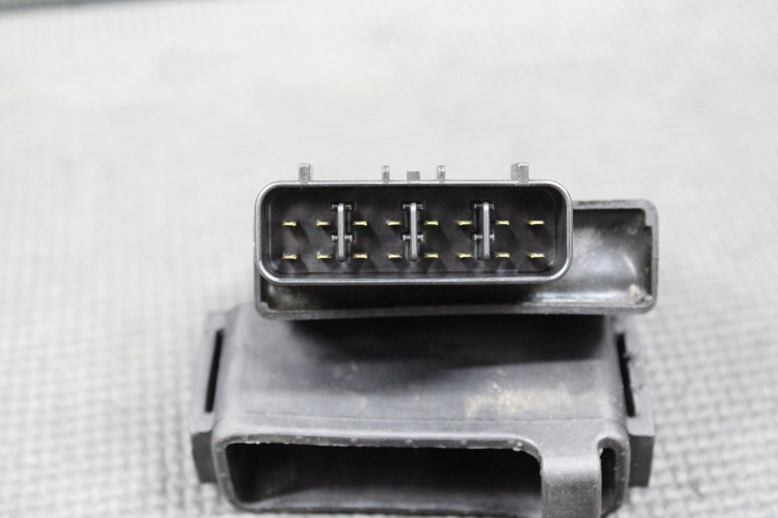 2009 YAMAHA YZ450F OEM CDI ECU COMPUTER IGNITION UNIT BOX 34P - 85540 - 00 - 00 - hggarage