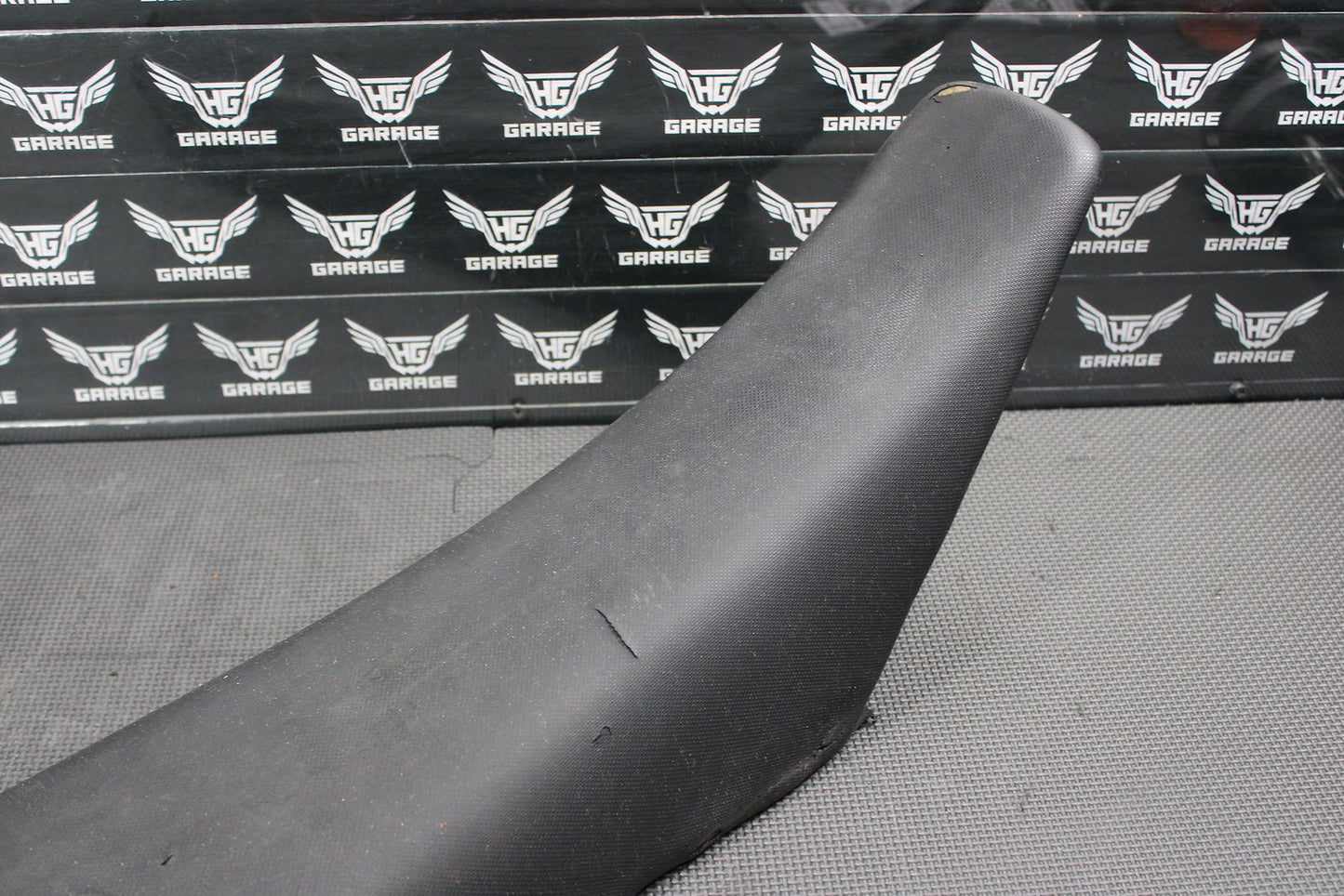 2006 KTM 2004 / 06 - 11 105 04 - 12 85 OEM SEAT SADDLE 47007040100 - hggarage