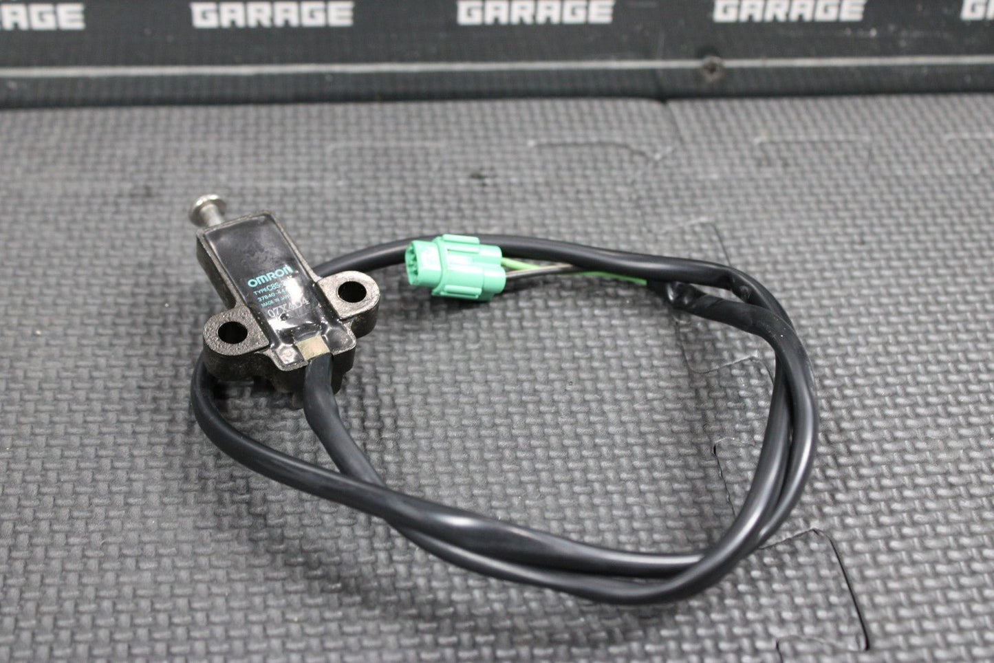 2005 SUZUKI DR200SE OEM KICKSTAND SIDE KICK STAND SENSOR 37840 - 44X52 - hggarage