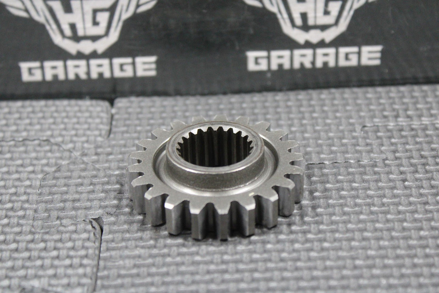 2001 HONDA 86 - 07 CR250R OEM ENGINE PRIMARY MAIN DRIVE GEAR 21T 13615 - KS7 - 000 - hggarage