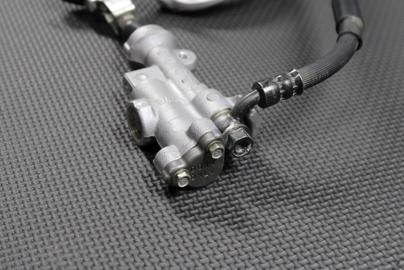2019 HONDA CRF450RX OEM REAR BACK BRAKE CALIPER MASTER CYLINDER LEVER ASSEMBLY - hggarage