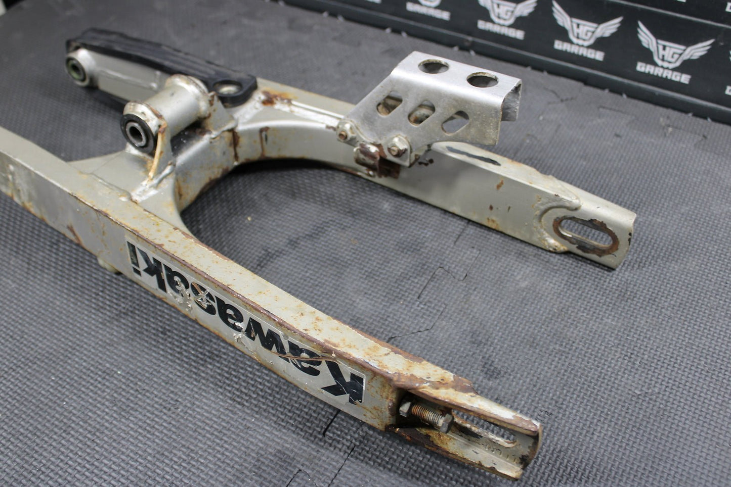 2002 KAWASAKI KX65 OEM SWINGARM SWING ARM SUSPENSION 33001 - 1623 - TX - hggarage