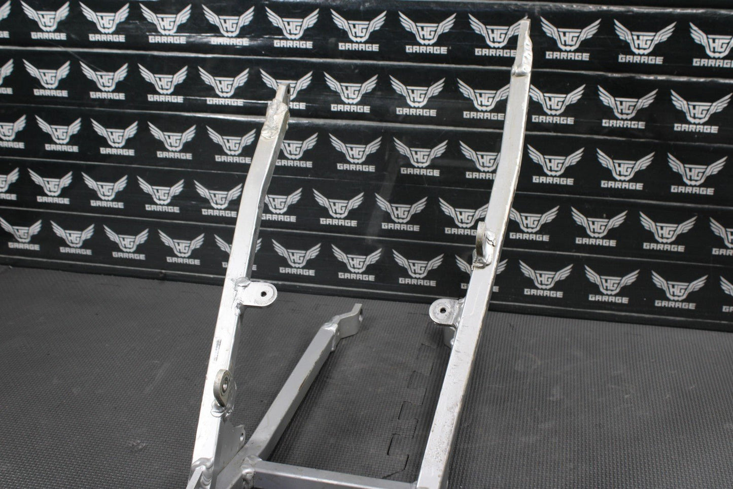 2000 SUZUKI RM125 RM250 OEM REAR BACK SUB FRAME SUBFRAME SUPPORT 41200 - 36E00 - hggarage