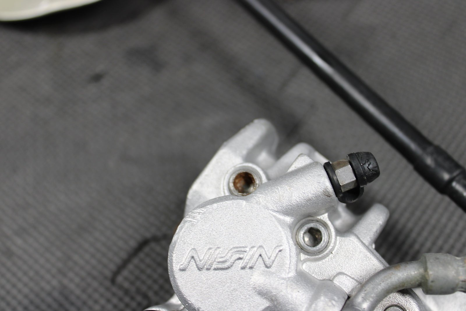 1998 YAMAHA YZ400F OEM NISSIN REAR BACK BRAKE CALIPER MASTER CYLINDER LEVER - hggarage