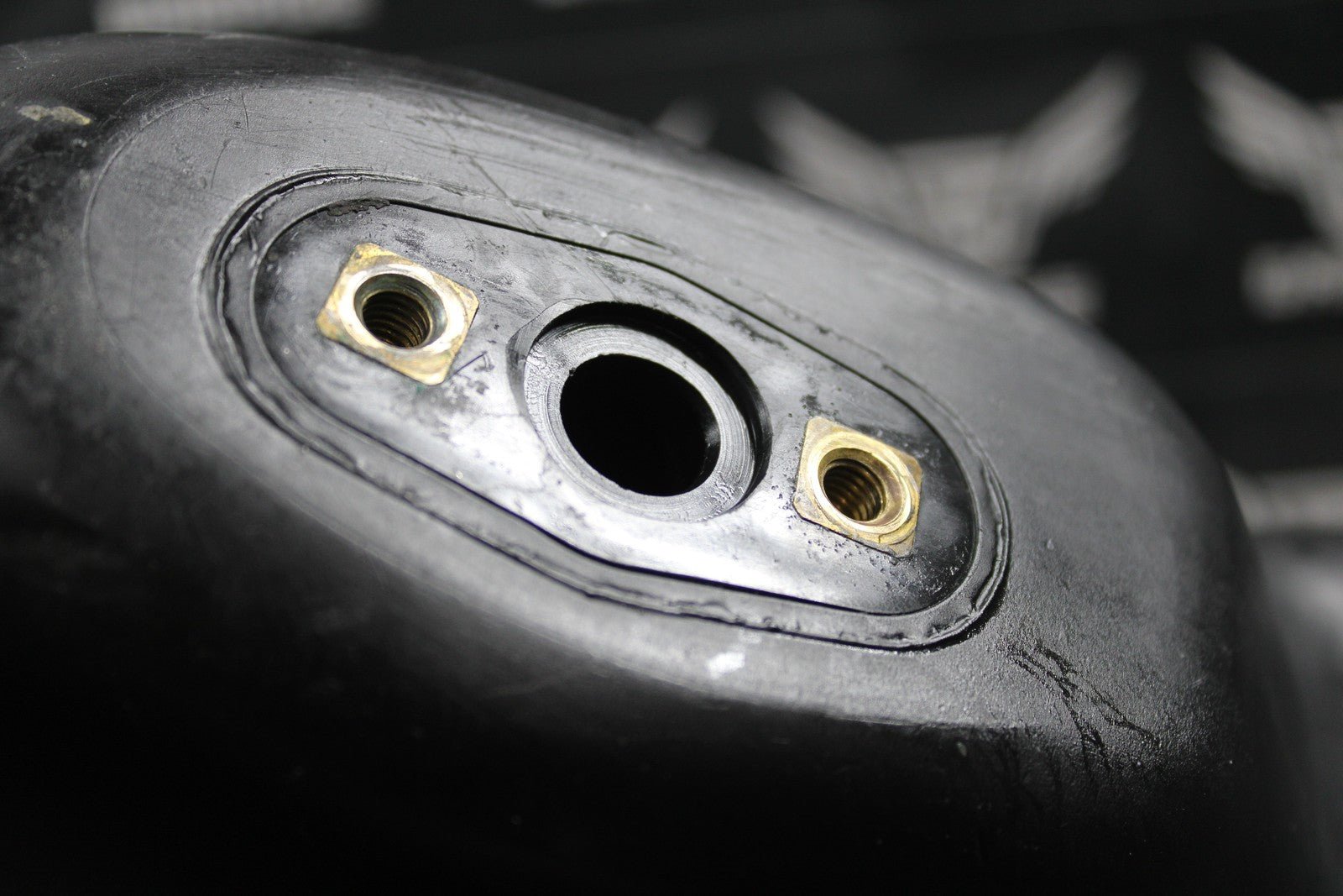 2000 2001 HONDA CR125R CR250R OEM GAS FUEL TANK CELL PETROL RESERVOIR GOOD! - hggarage