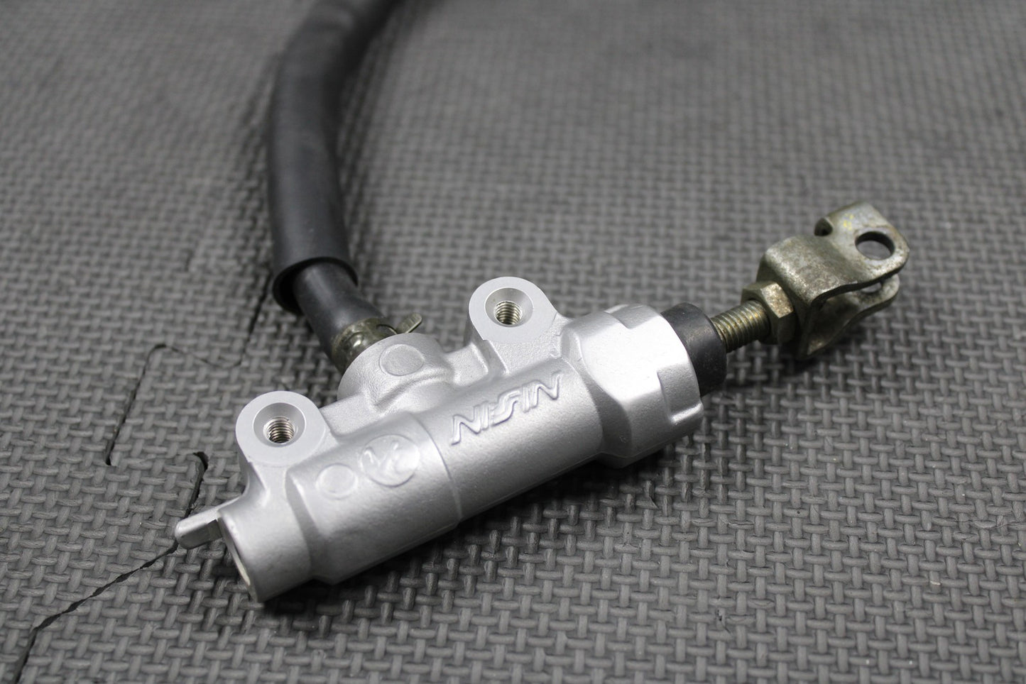 1997 HONDA 97 - 01 CR250R OEM REAR BACK BRAKE MASTER CYLINDER 43510 - KZ3 - B01 NICE! - hggarage