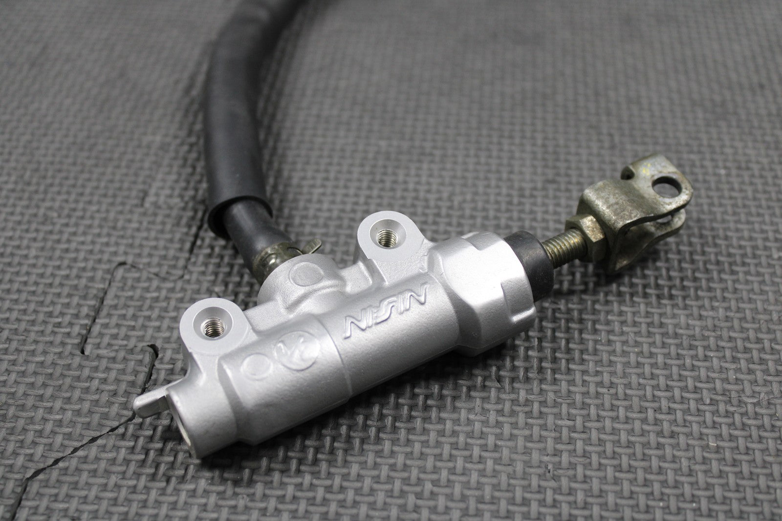 1997 HONDA 97 - 01 CR250R OEM REAR BACK BRAKE MASTER CYLINDER 43510 - KZ3 - B01 NICE! - hggarage
