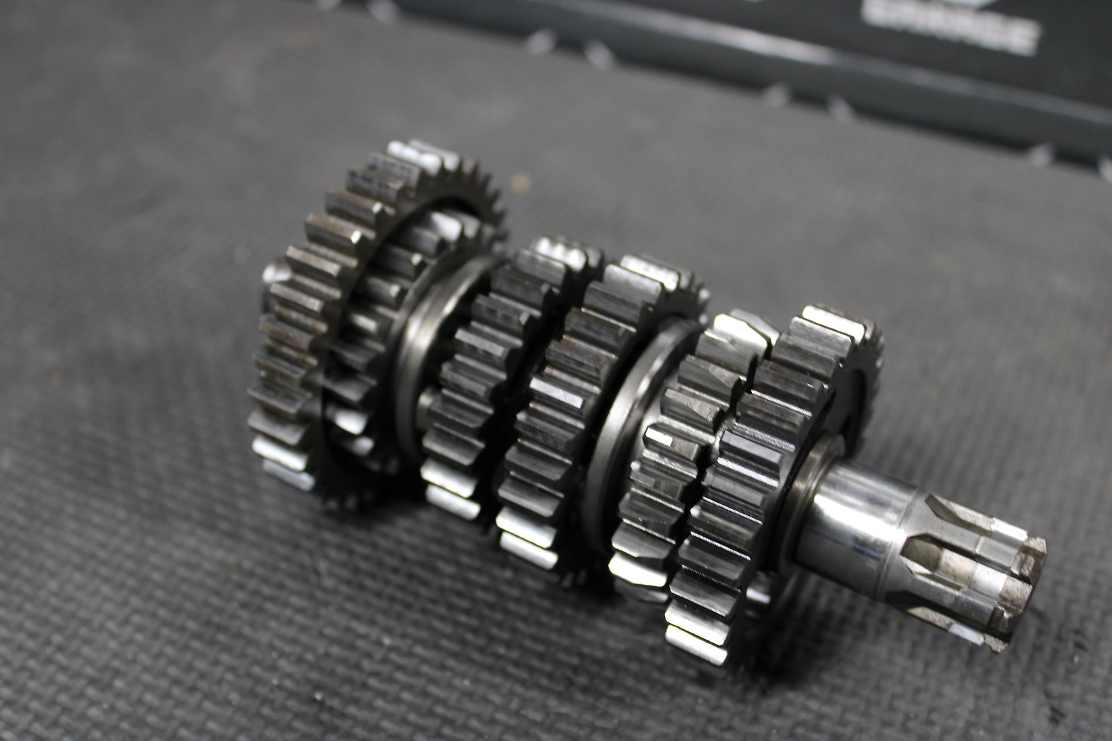 1997 KAWASAKI 95 - 97 KX100 88 - 97 KX80 OEM ENGINE TRANSMISSION TRANNY ASSEMBLY GEA - hggarage