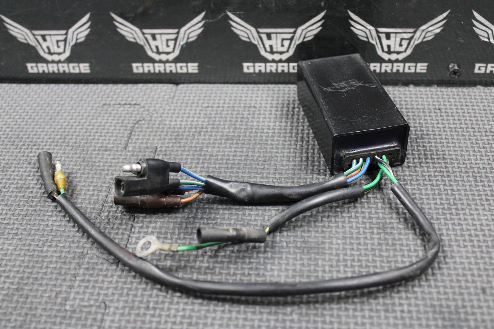 1988 HONDA CR125R OEM CDI ECU COMPUTER IGNITION UNIT BOX 30400 - KS6 - 830 NICE! - hggarage