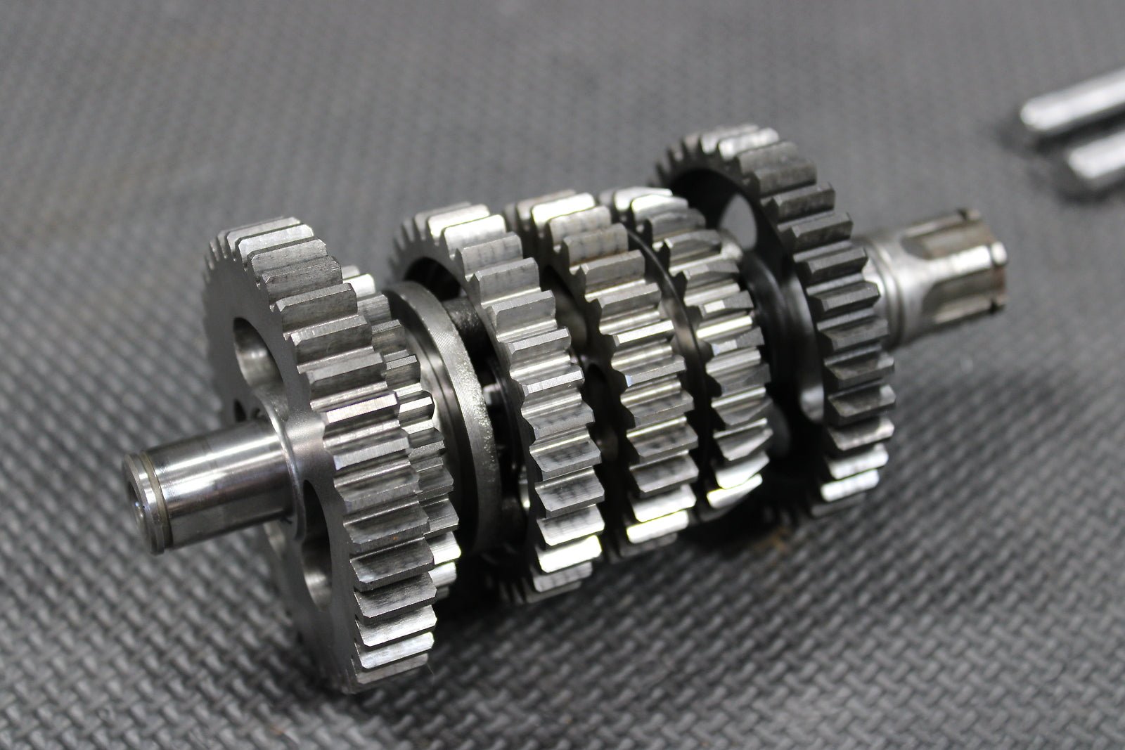 1998 Kawasaki KX60 KX65 OEM Engine Transmission Tranny Assembly Gears - hggarage