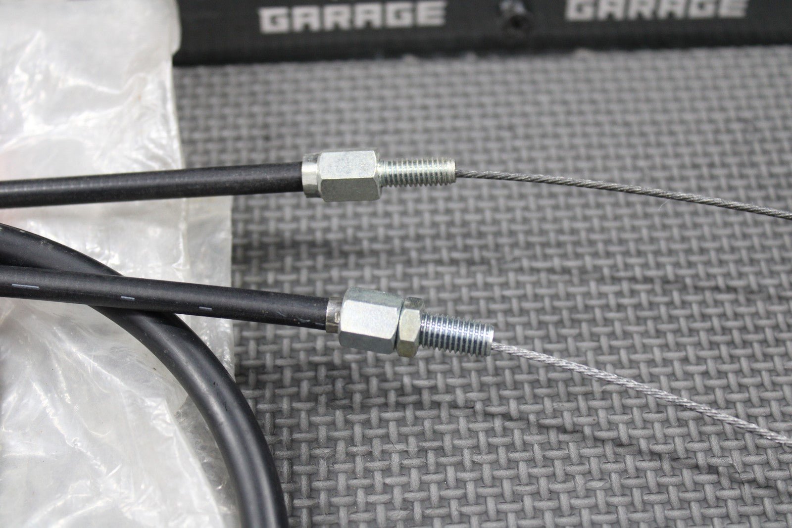 NOS 1984 1985 HONDA XR250R OEM THROTTLE CABLE A & B 17910 - KK0 - 000 17920 - KK0 - 000 - hggarage