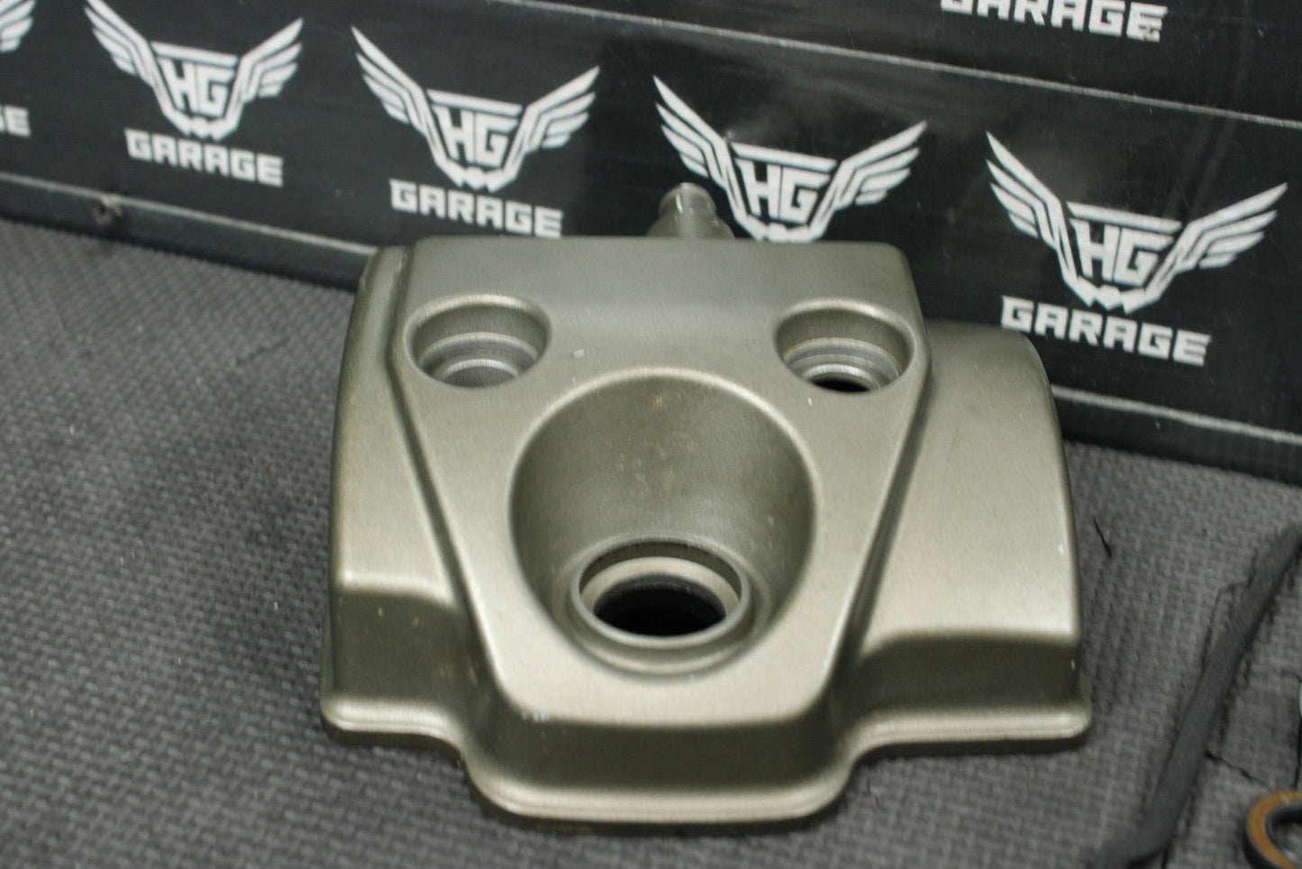 2005 Honda 04 - 08 CRF250R OEM Engine Motor Cylinder Head Cover Valve Cover - hggarage