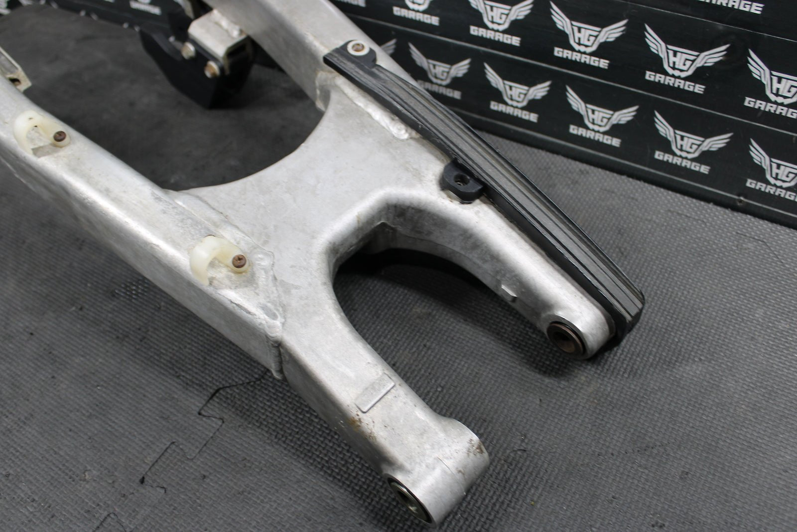2007 KAWASAKI KLX450R KX450F OEM SWINGARM SWING ARM SUSPENSIION ASSEMBLY - hggarage