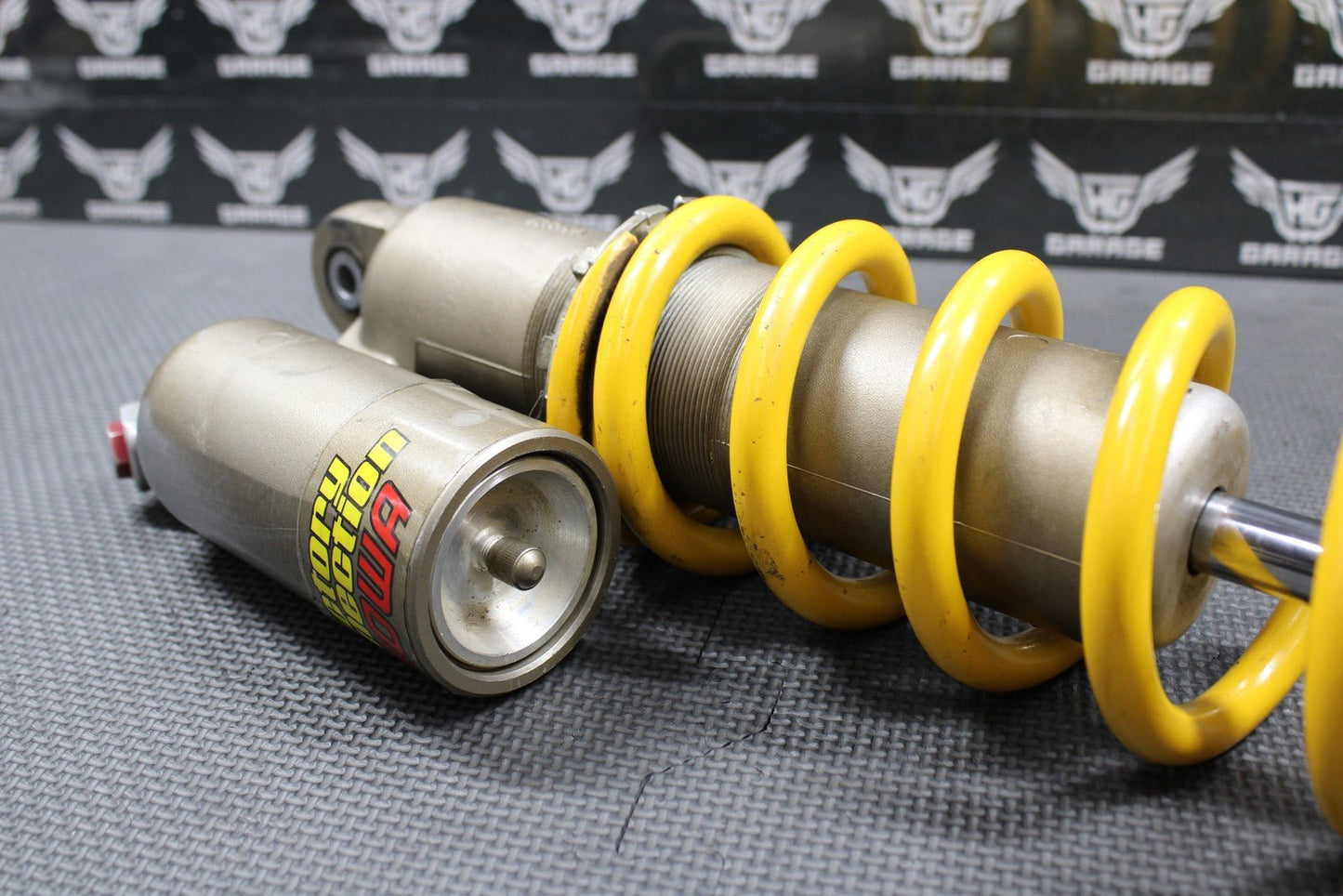 2005 HONDA CRF450R OEM REAR BACK SHOCK ABSORBER SUSPENSION 52400 - MEN - 731 GOOD! - hggarage