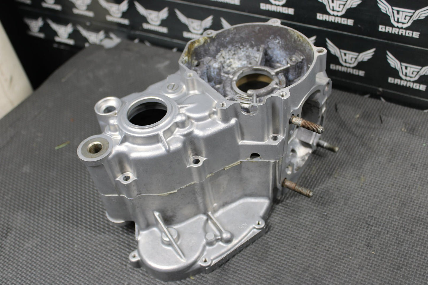 2001 KAWASAKI 01 - 05 KX100 KX85 OEM LEFT RIGHT ENGINE MOTOR CRANKCASE CRANK CASES - hggarage