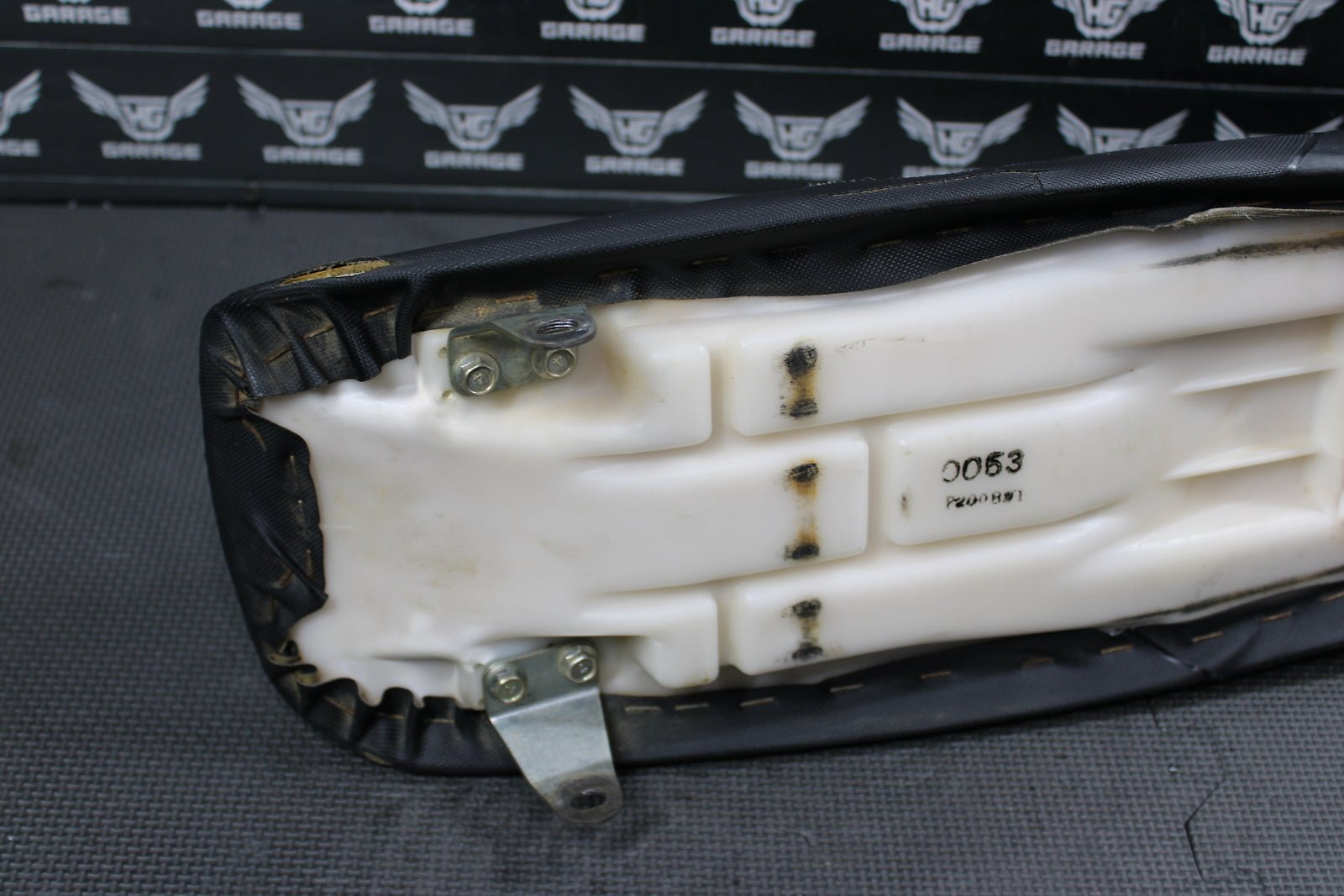 2008 KAWASAKI KX100 KX85 OEM SEAT SADDLE 53066 - 0053 - MA - hggarage