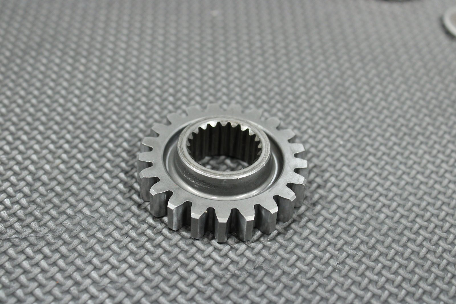 1997 Honda CR250R OEM Engine Motor Crankshaft Primary Gear Collar Drive Gear - hggarage