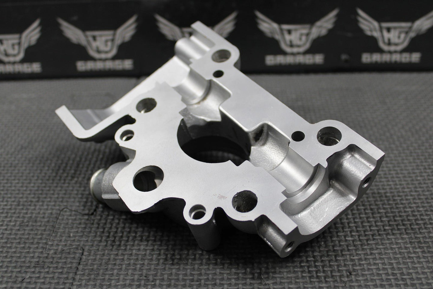 2001 01 - 03 HUSQVARNA CR250 WR250 OEM CYLINDER POWERVALVE EXHUAST COVER OUTLET - hggarage