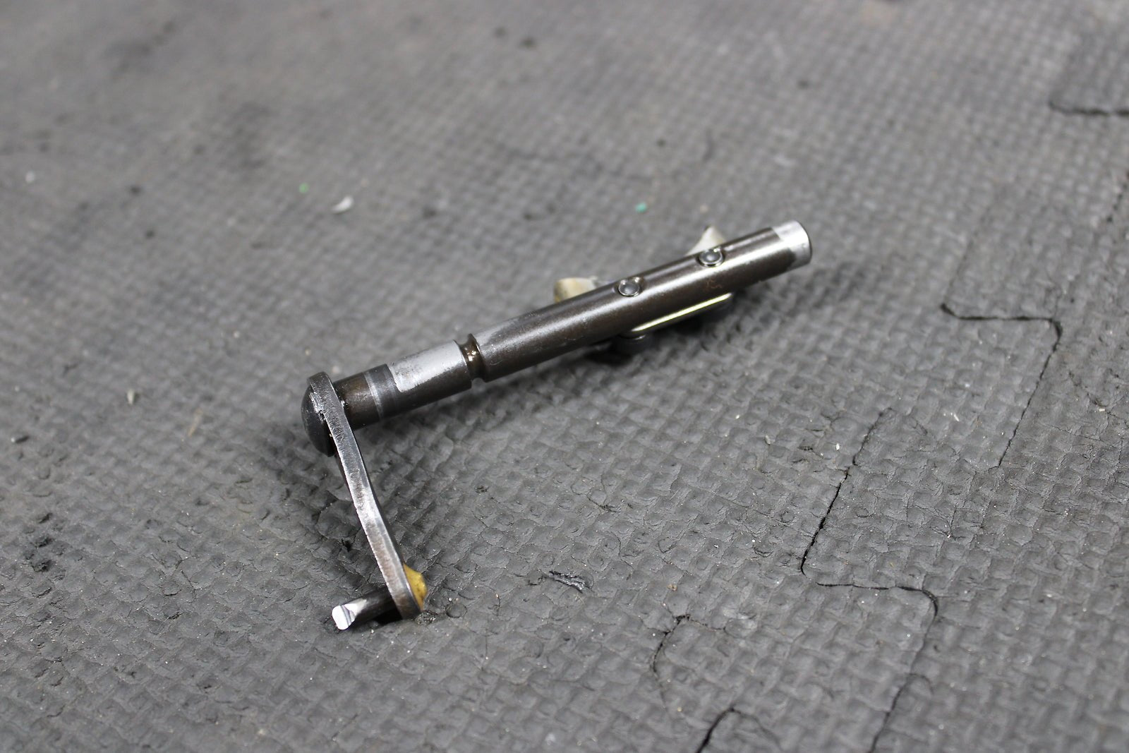 1995 KAWASAKI KX125 OEM ENGINE POWERVALVE EXHUAST VALVE LINKAGE GOVERNOR - hggarage