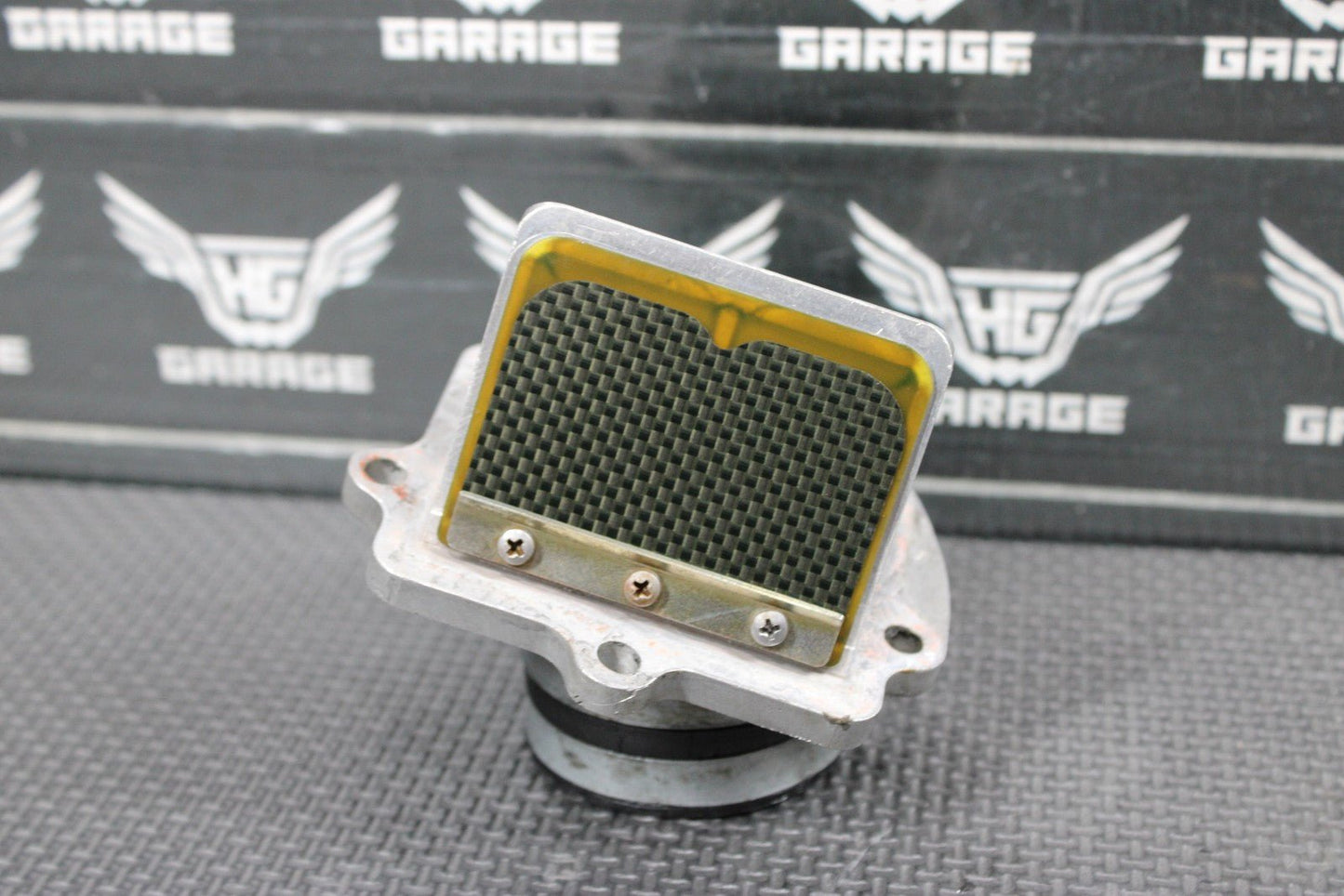 2001 97 - 01 YAMAHA YZ250 BOYESON INTAKE REED BLOCK ASSEMBLY 4XL - 13610 - 00 - 00 - hggarage