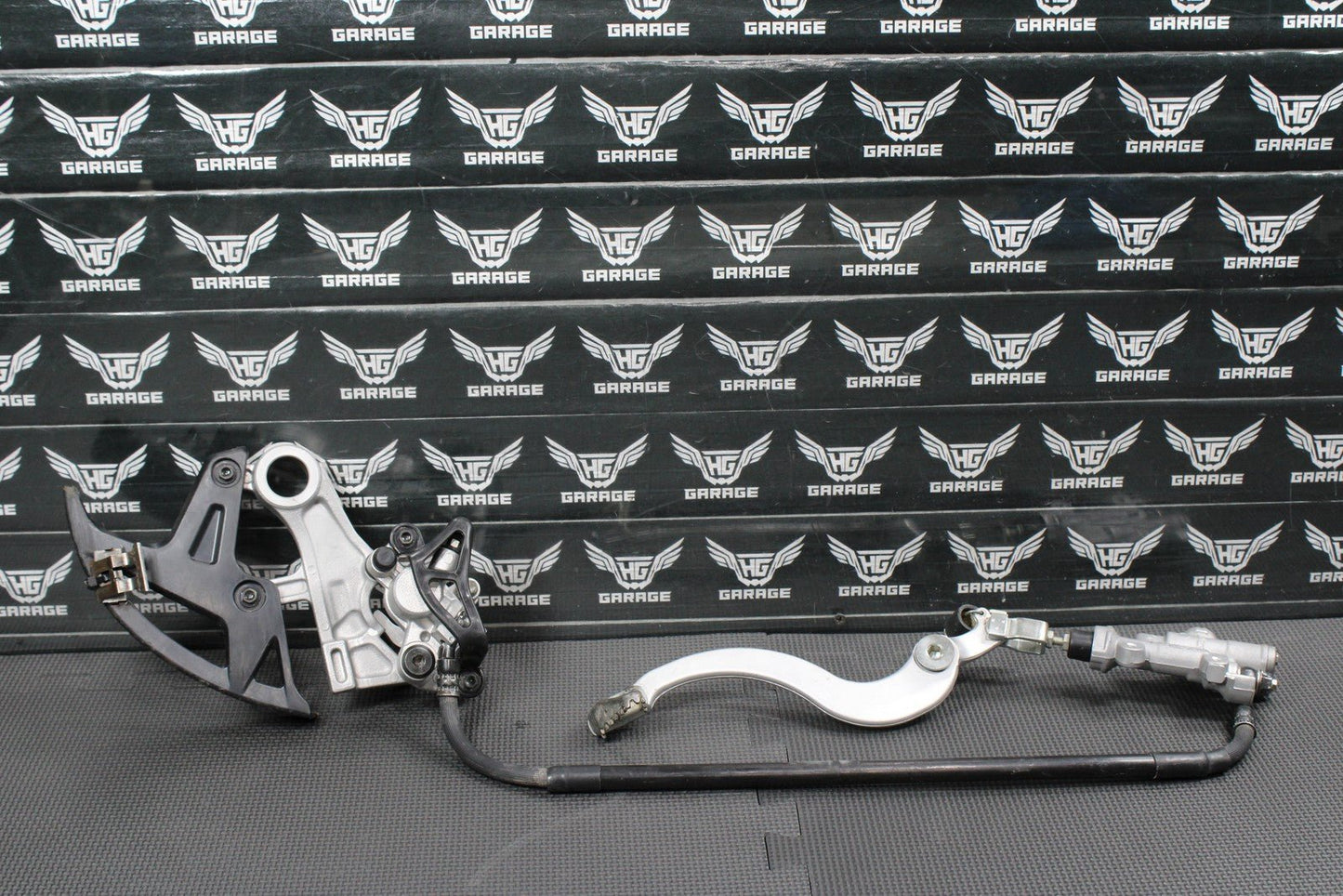 2019 HONDA CRF450RX OEM REAR BACK BRAKE CALIPER MASTER CYLINDER LEVER ASSEMBLY - hggarage