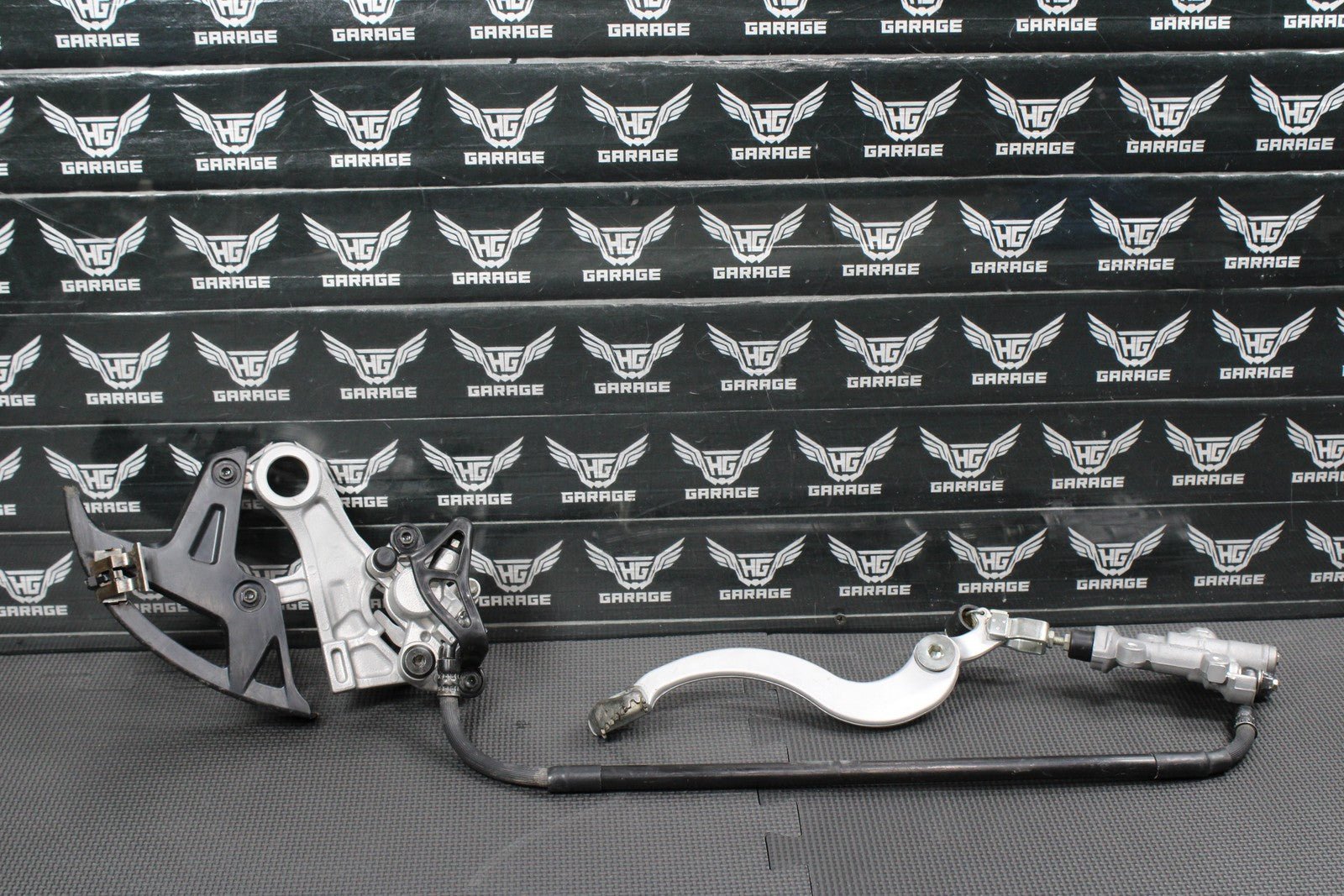 2019 HONDA CRF450RX OEM REAR BACK BRAKE CALIPER MASTER CYLINDER LEVER ASSEMBLY - hggarage