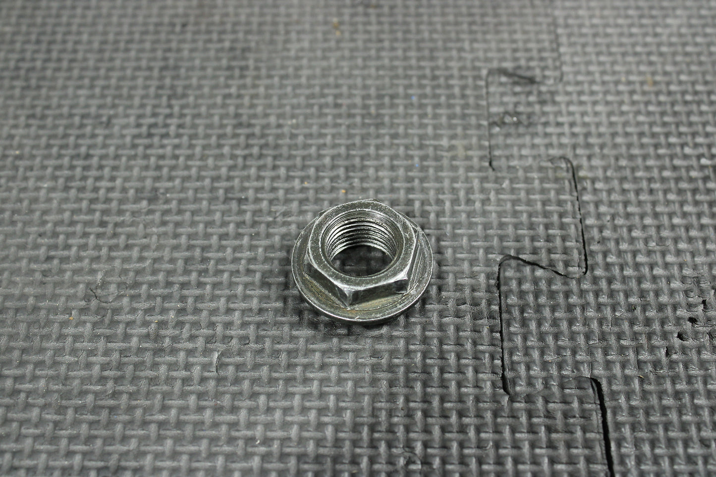 47565273