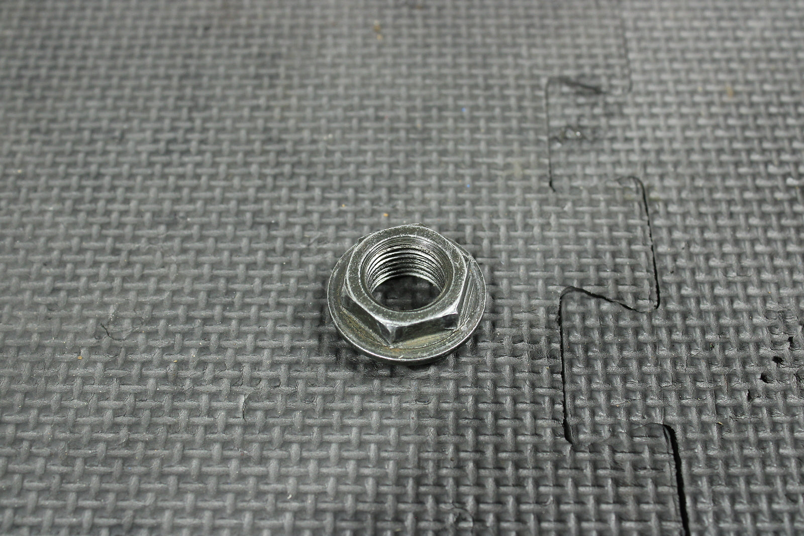 47565273