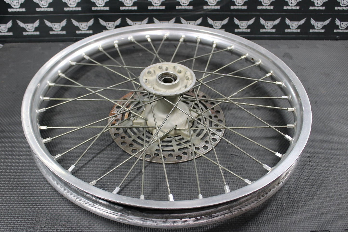1999 SUZUKI 96 - 00 RM125 RM250 OEM FRONT WHEEL RIM 54111 - 36E10 55311 - 36E00 - hggarage