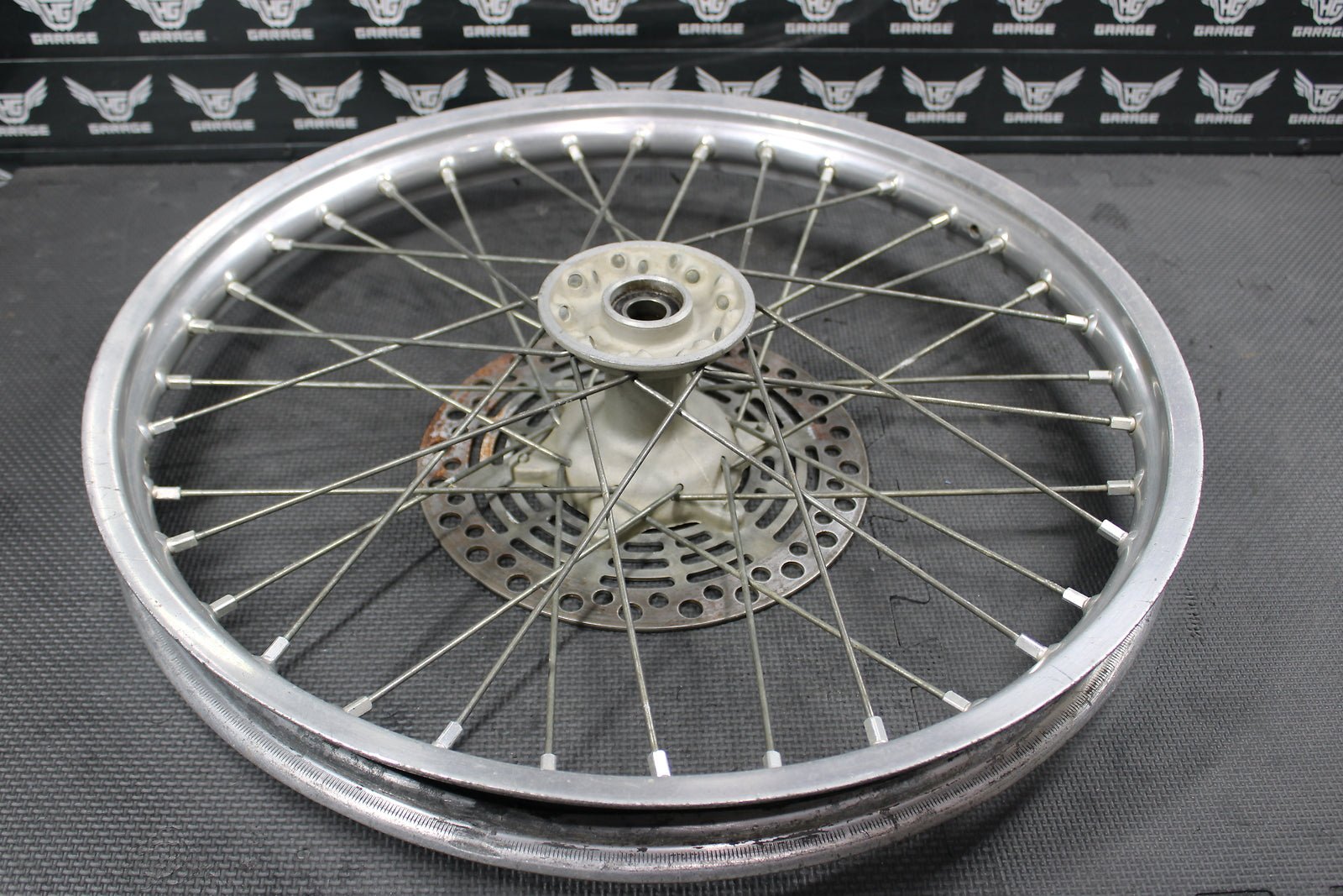 1999 SUZUKI 96 - 00 RM125 RM250 OEM FRONT WHEEL RIM 54111 - 36E10 55311 - 36E00 - hggarage
