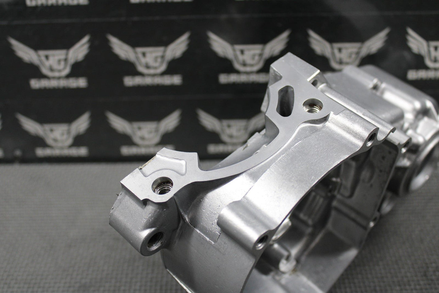2015 KAWASAKI 14 - 21 KX85 KX100 OEM LEFT ENGINE CRANKCASE CRANK CASE 14001 - 0737 - hggarage