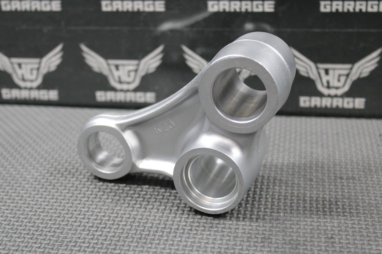 2001 96 - 01 HONDA CR500R OEM REAR SHOCK LINKAGE CUSHION ARM 52465 - MAC - 740 NICE! - hggarage