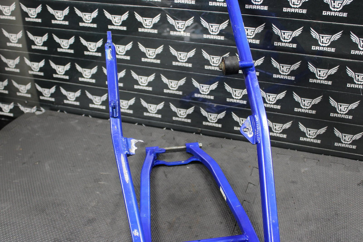 2000 YAMAHA 2001 YZ250F 2000 2001 YZ426F OEM REAR BACK SUB FRAME SUBFRAME - hggarage