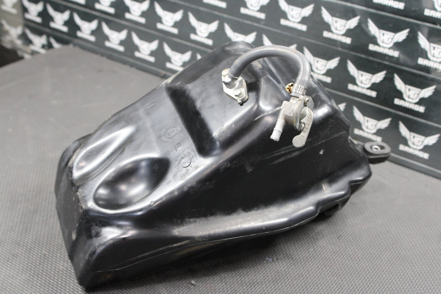 2003 Honda CRF450R OEM Gas Fuel Tank Cell Petrol Reservoir 17510 - Meb - 670 - hggarage