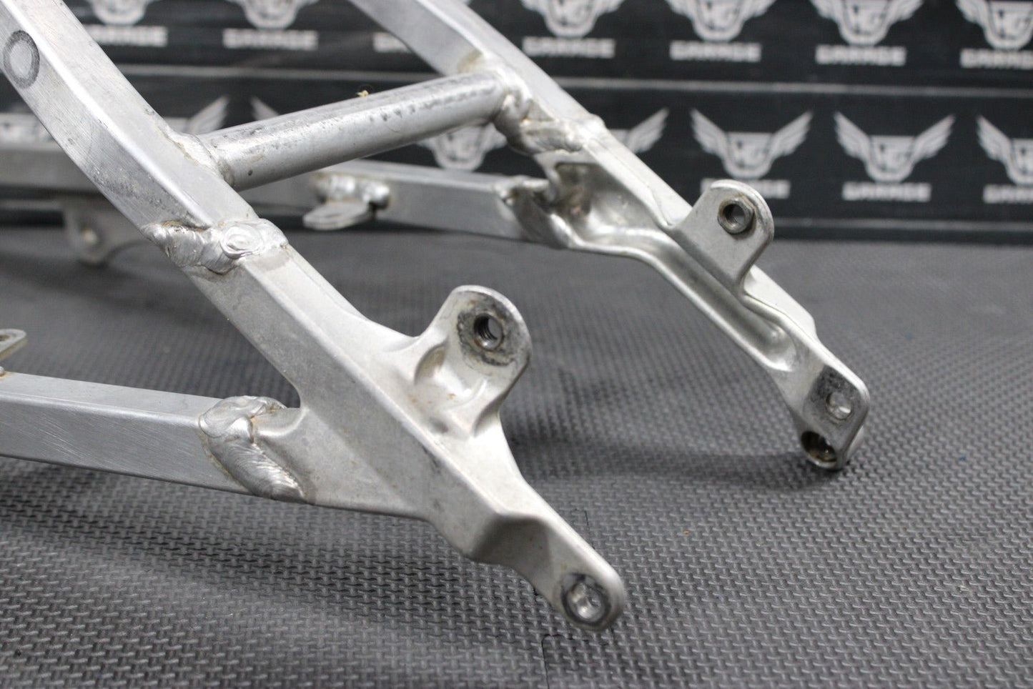 2006 YAMAHA YZ250F YZ450F OEM REAR BACK SUB FRAME SUBFRAME 5XC - 21190 - 90 - 00 - hggarage