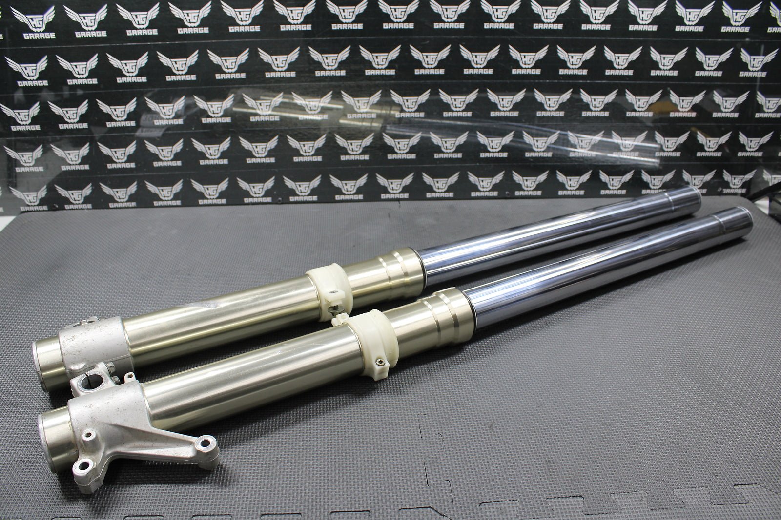 2000 SUZUKI 00 - 04 DRZ400 OEM RIGHT LEFT FRONT SUSPENSION FORKS SHOCKS DAMPERS - hggarage