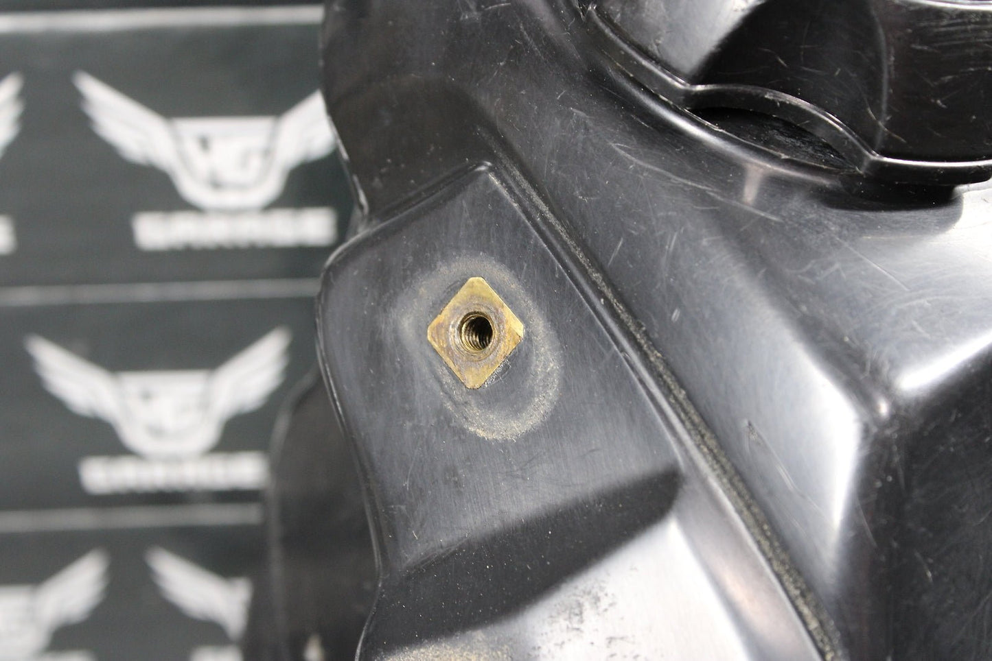 2003 Honda CRF450R OEM Gas Fuel Tank Cell Petrol Reservoir 17510 - Meb - 670 - hggarage